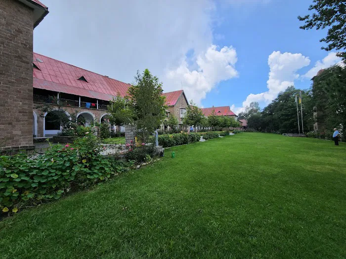 Lawrence College Murree Picture 4