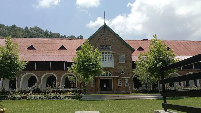 Lawrence College ghora gali , senior school Picture 2