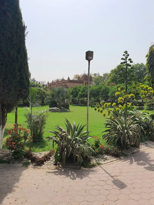 Islamia College University Peshawar Picture 3