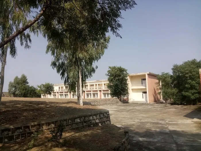 Govt. Inter College For Boys Bahtar Picture 3