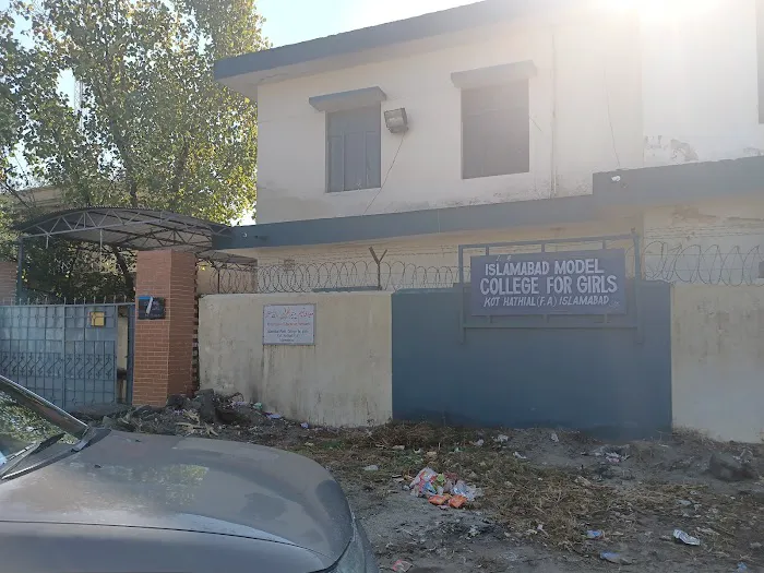 Islamabad Model College for Girls, Kot hathial (IMCG) (STEM INTERVENTION) Picture 3