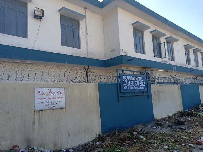 Islamabad Model College for Girls, Kot hathial (IMCG) (STEM INTERVENTION) Picture 2