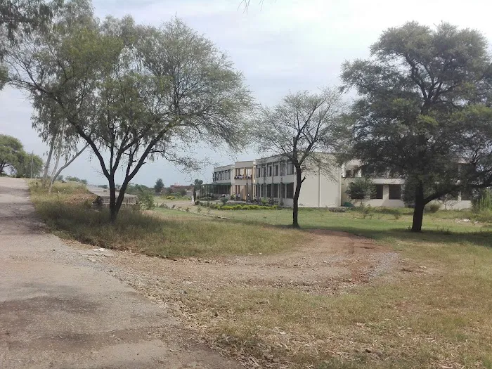 Sarwar Shaheed College Picture 5