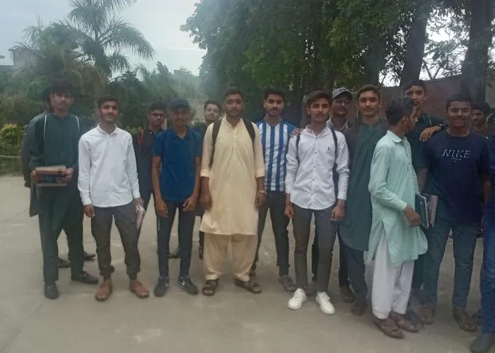 Government M.C. Islamia Higher Secondary School, Jhelum Picture 5