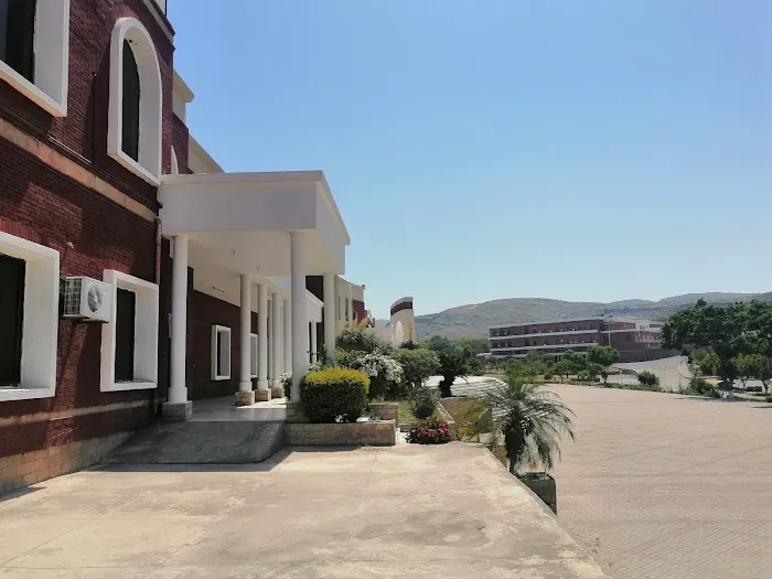HITEC College For Men Picture 8