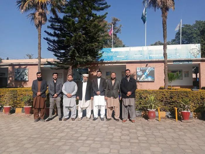 Technical College of Sarai Saleh Picture 2