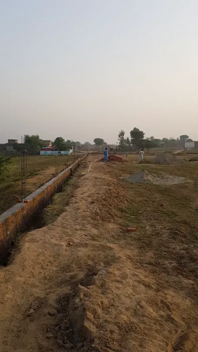 Govt Girls Primary School Picture 7