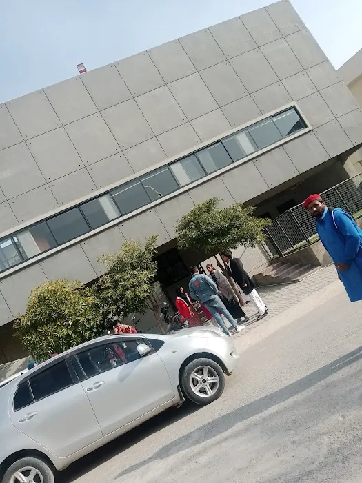 SLS College Picture 5