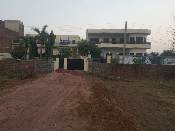 Ahmed College Of Pharmacy Picture 4