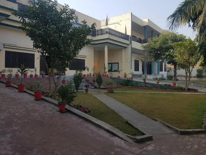 Ahmed College Of Pharmacy Picture 8