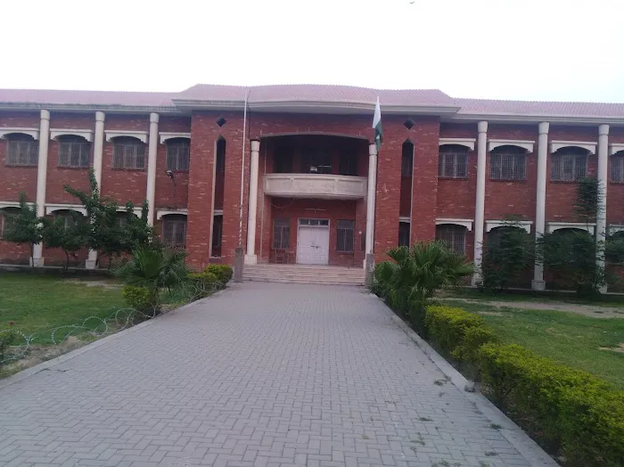 Government Nawaz Sharif Associate College for Women Picture 1
