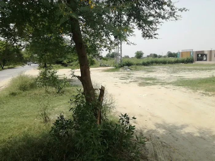 Superior College Talagang Picture 3