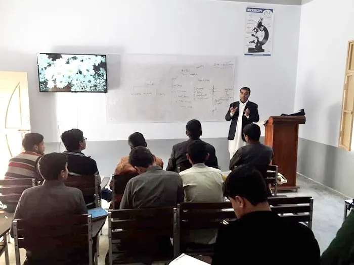 Jinnah Model College Picture 2