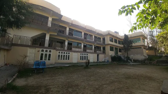 Pine Hills Girls School & College Picture 1
