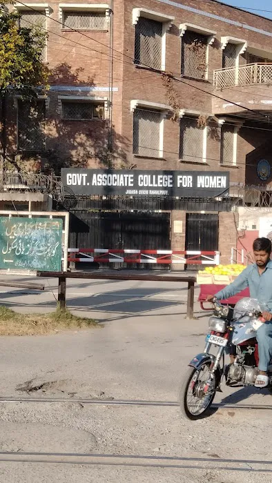 Govt Associate College for Women New Civil Lines Picture 7
