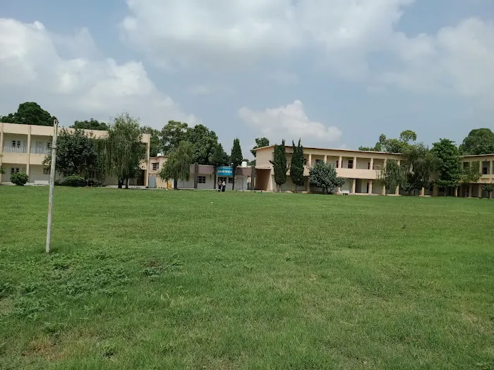 Post Graduate College for Women Picture 8