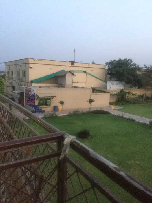 Punjab College Phalia Picture 7