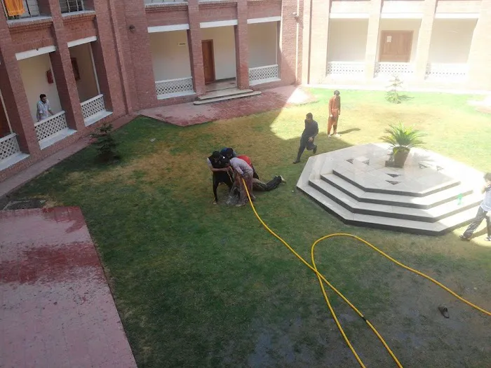 University Of Engineering And Technology Peshawar - Jalozai Campus Picture 10