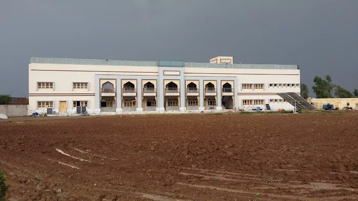 Jamia Dar Ul Huda Picture 3