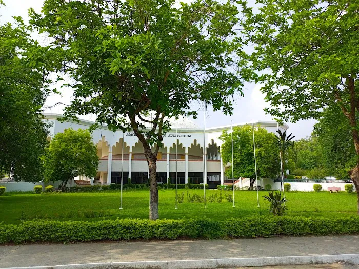 Faculty of Materials and Chemical Engineering, GIKI Picture 2