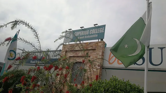 Superior College Mandi Bahauddin Picture 7