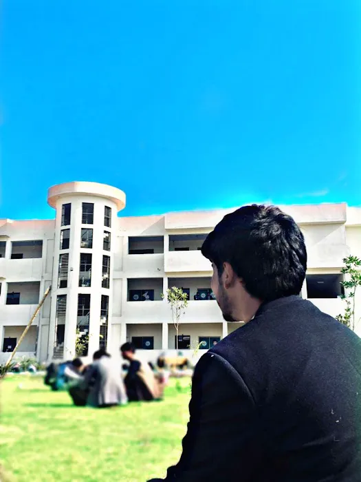 Campus-For-University-Programs Superior College M.B.Din Picture 5