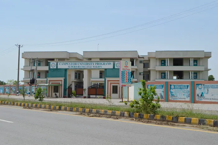 Campus-For-University-Programs Superior College M.B.Din Picture 10
