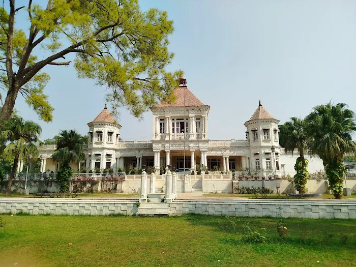 Fatima Jinnah Women University - City Campus Picture 4