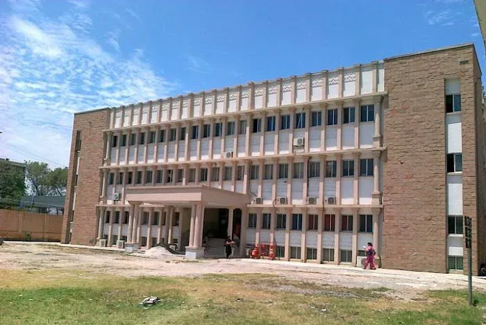 Fatima Jinnah Women University - City Campus Picture 10