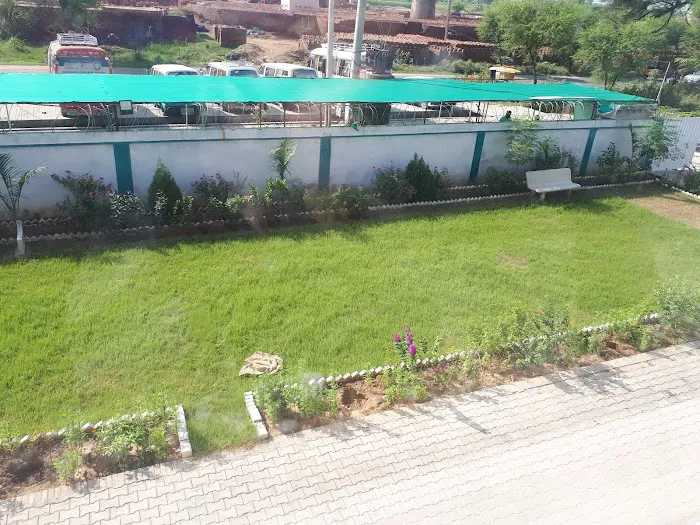 SUPERIOR COLLEGE BHERA Picture 8