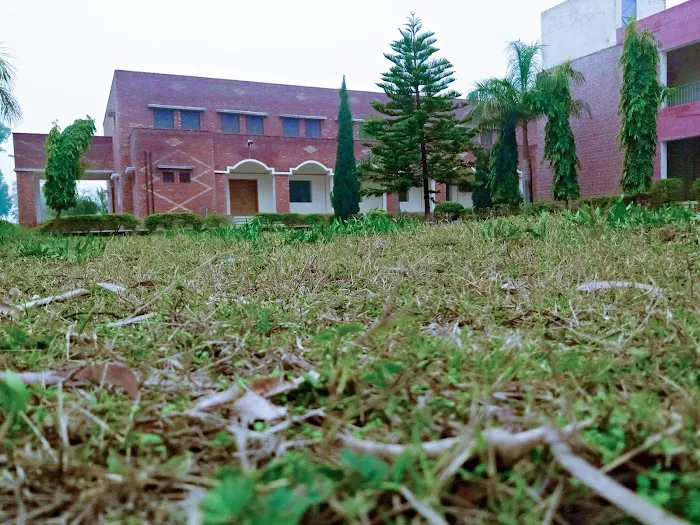 Govt. Associate College Miani or degree college Miani Picture 1