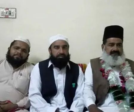 Darbar E Aaliya Syed Rahmat Ali (Dara Al Aloum Anayt ul Quran)