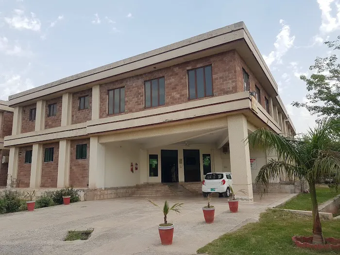 Kohat University of Science and Technology. Picture 9