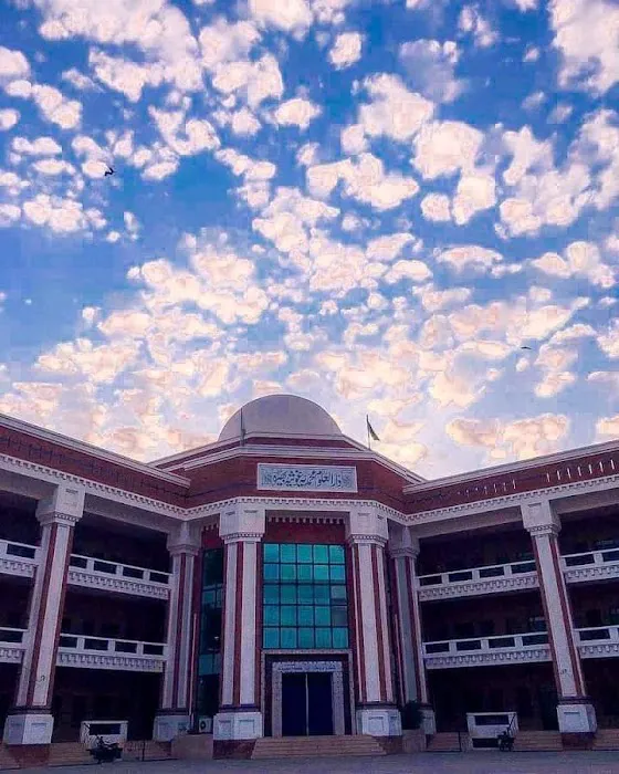 Dar-e-uloom Picture 3