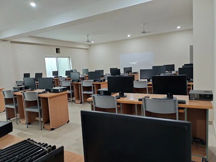 Akbar Institute Of Medical Sciences Picture 8