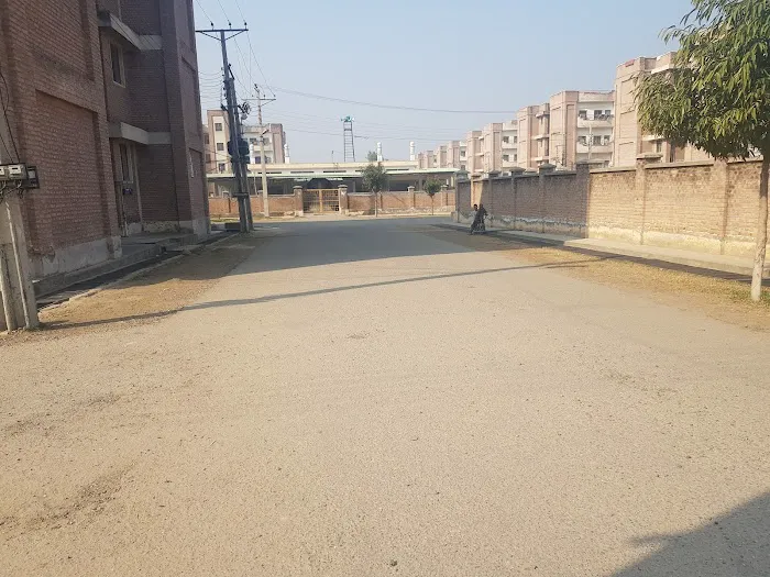 Labour Colony,1152 Family Flats,Gadoon Amazai. Picture 4