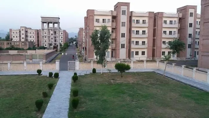 Labour Colony,1152 Family Flats,Gadoon Amazai. Picture 8