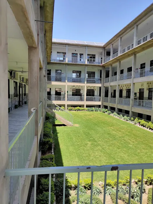 Peshawar Model Degree College Boys Picture 1