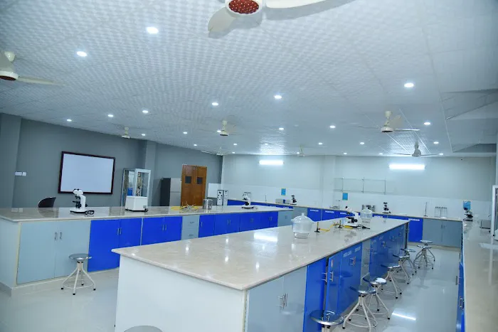 Cadson College of Pharmacy GT Road Kharian Picture 10