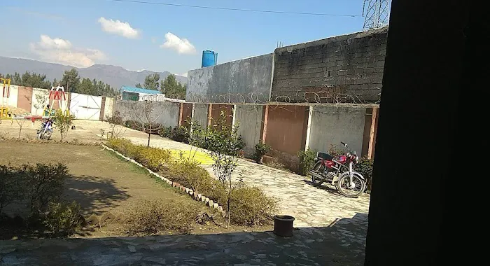 Government Primary School Picture 8