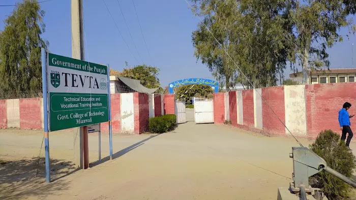 Govt College of Technology Mianwali Picture 7