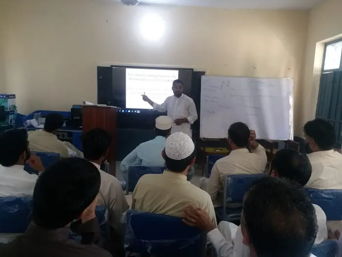EITF English Intercommunication Task Force Institute of Languages & IT Picture 7