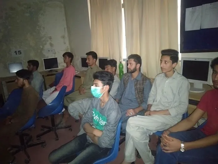 Virtual University Mansehra Campus nmsr02 Picture 9