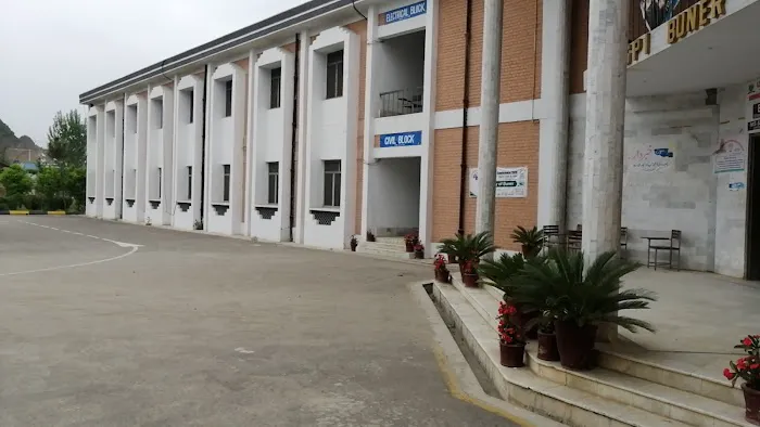 College Campus Picture 1