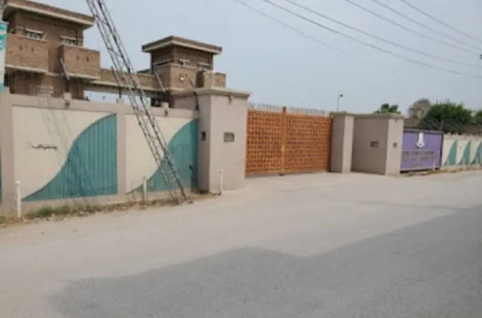 Shaheed Benazir Women University, Larama Picture 3
