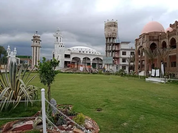 Akora khattak Madrasa جامعہ حقانیہ اکوڑہ خٹک Picture 2