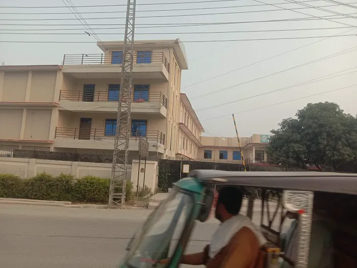 Islamia Nursing Collage & Allied Health Sciences Picture 5