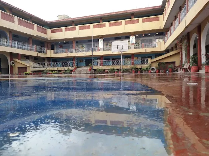 AL HAFIZ FAZAL PUBLIC SCHOOL AND COLLEGE Picture 4