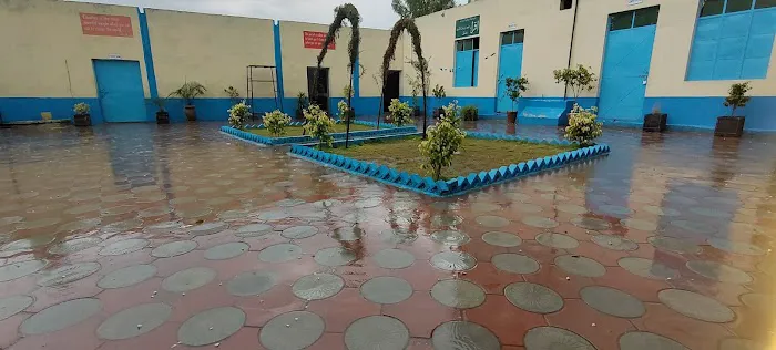 HAMDAN Model College Of Science & Technology Yarhussain Picture 8