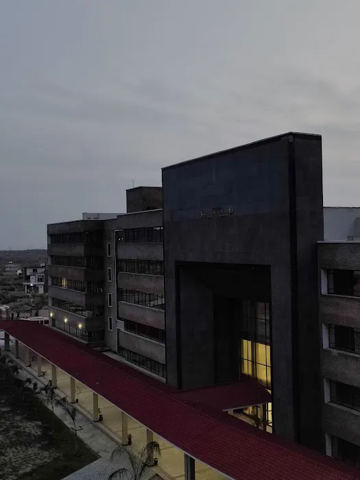Khyber institute of Dental sciences Picture 1